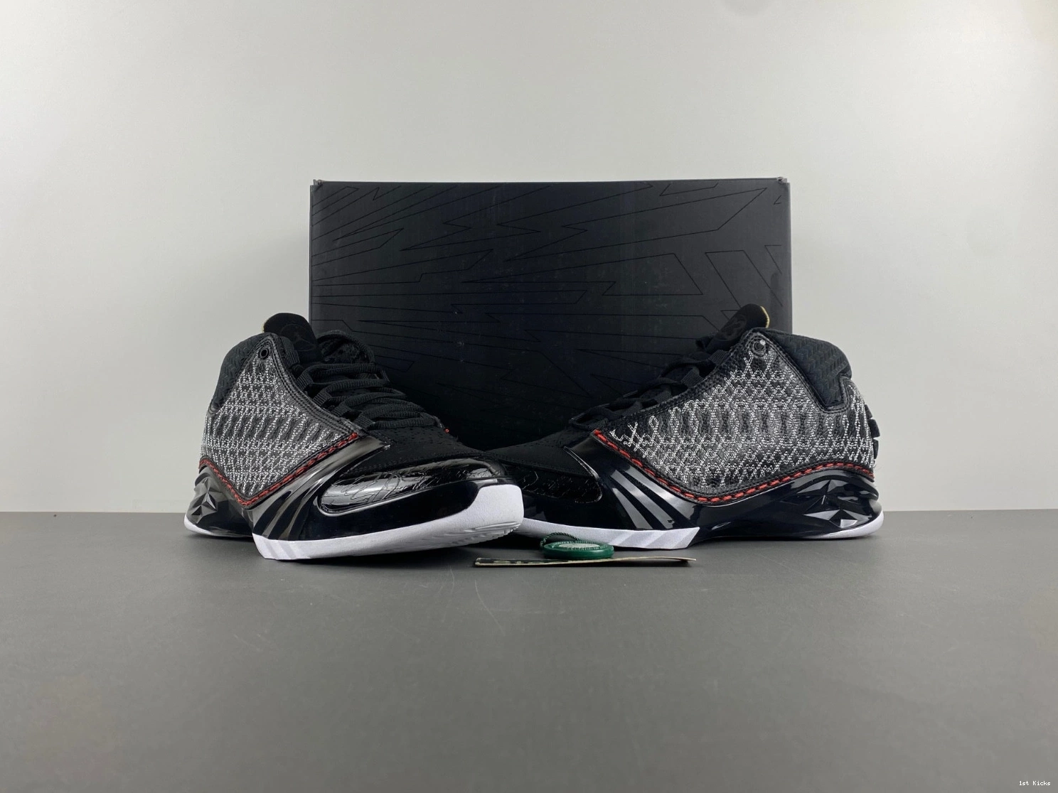 Black Jordan 318376-001 Stealth 23 - Men's 1016